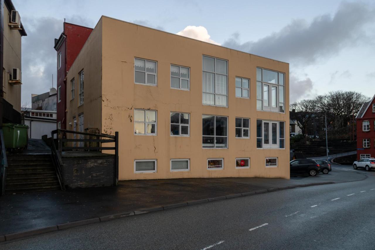 Guesthouse At The Boat Harbour Tórshavn Buitenkant foto
