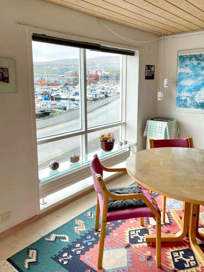 Guesthouse At The Boat Harbour Tórshavn Buitenkant foto