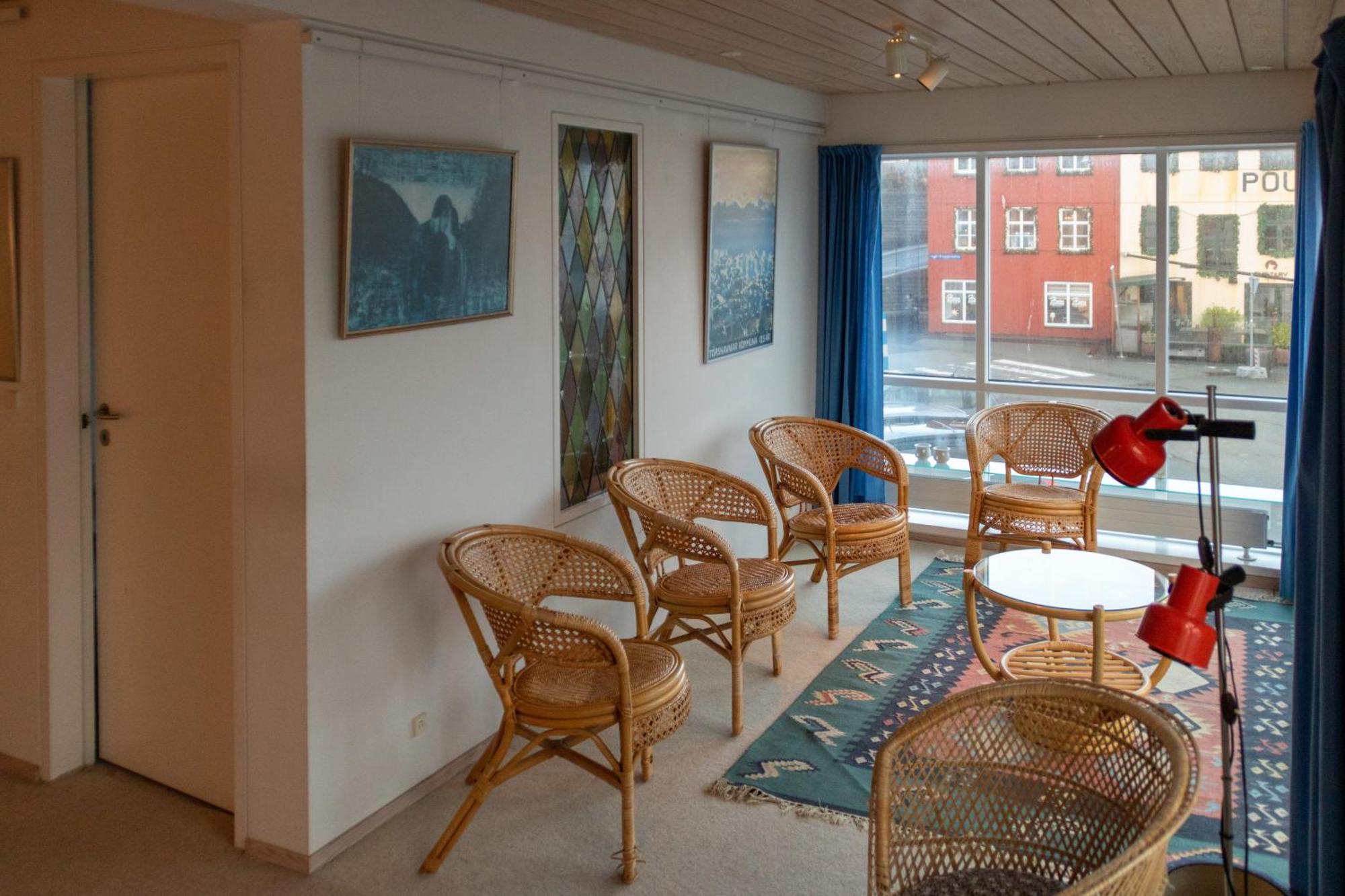 Guesthouse At The Boat Harbour Tórshavn Buitenkant foto